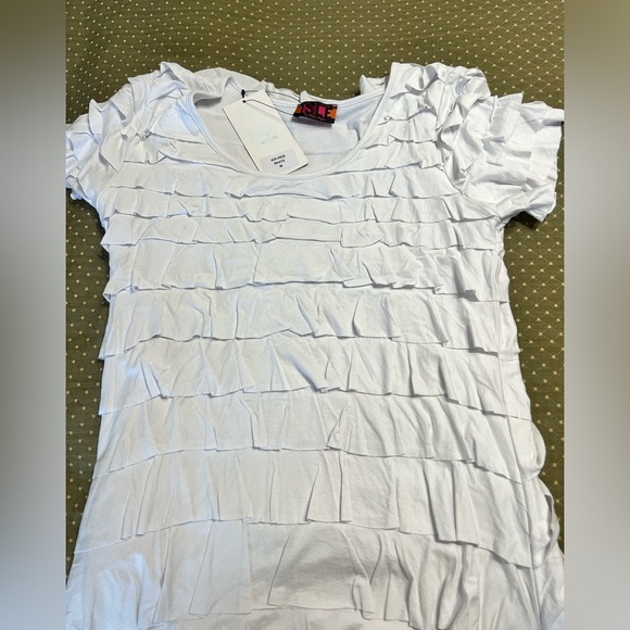 ISLE by Melis Kozan Dress Size: Medium White Pullover Tiered Knee Length - Picture 3 of 5